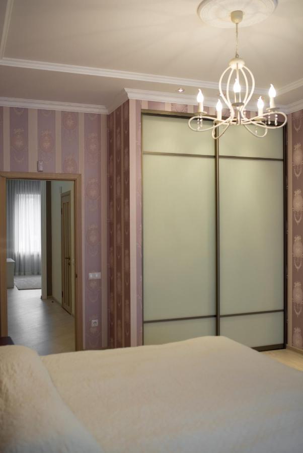 Remarkable Appartments In Town Center Poltava Extérieur photo
