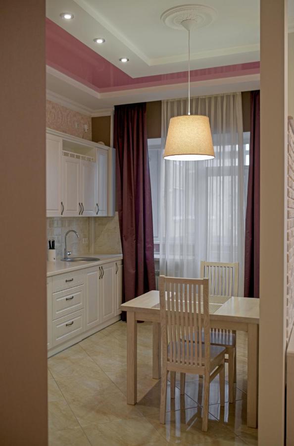 Remarkable Appartments In Town Center Poltava Extérieur photo